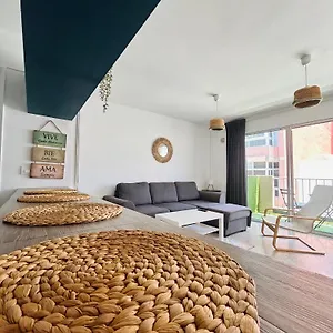 https://mdano-beach-blue.tenerifehoteles.net