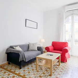 https://apartamento-entenca.topbarcelonahotels.com